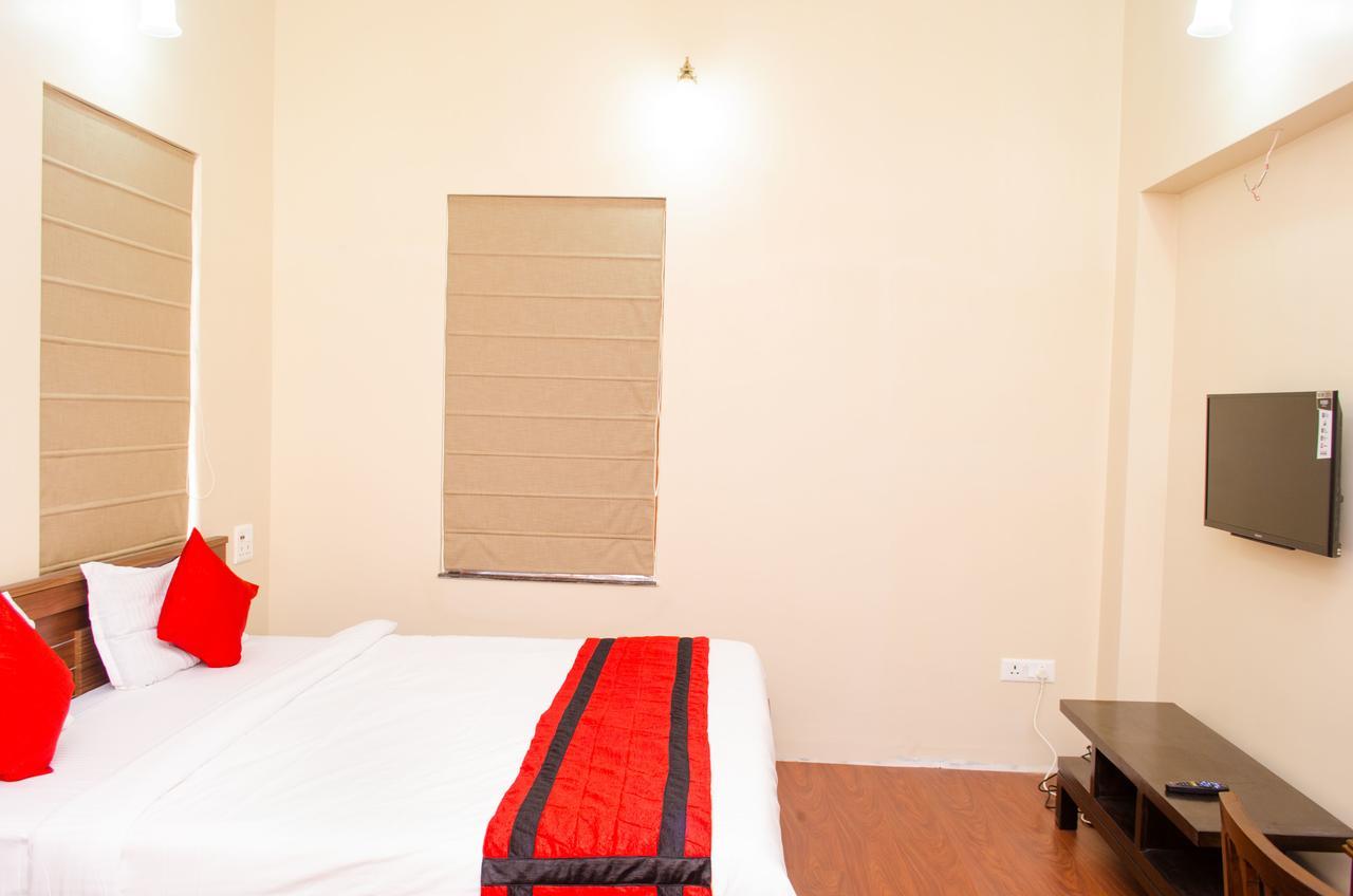 Oyo 7187 Earth Aromaa Hotel Calcutta Exterior foto